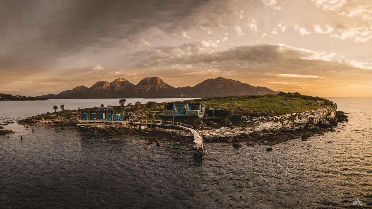 Picnic Island Hotel Coles Bay Exterior photo