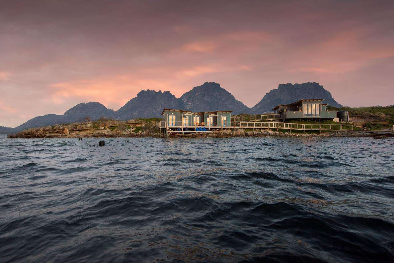 Picnic Island Hotel Coles Bay Exterior photo